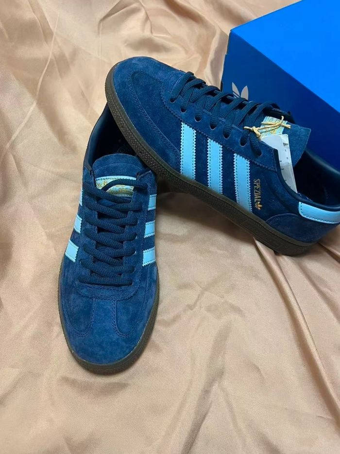 Nouveau Adidas Originais Handball Spezial Bleu- Taille 41 - photo numéro 2