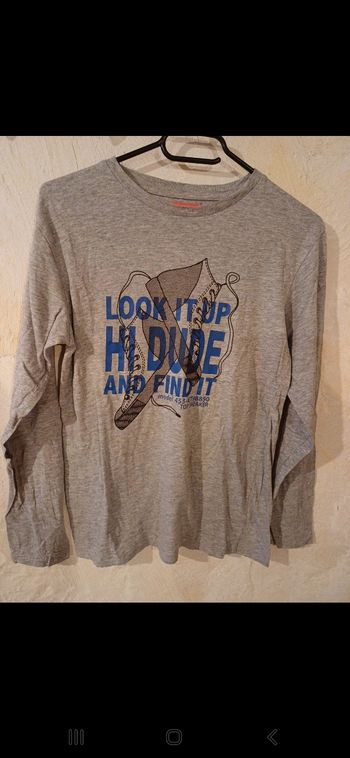 T.shirt garçon taille 14 ans
