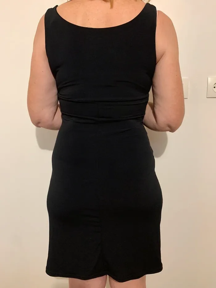 Robe noir femme - photo numéro 2