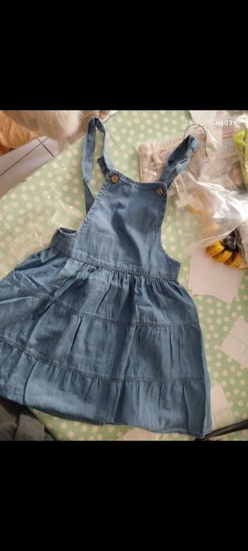 #kytie6ansfille. Robe bretelles taille 6 ans