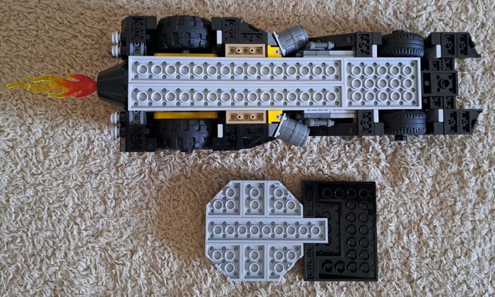 Lego Tim Burton Batman set 40433 - 1989 Batmobile Limited Edition - photo numéro 6