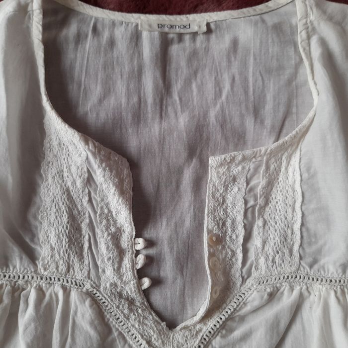 jolie blouse avec broderies