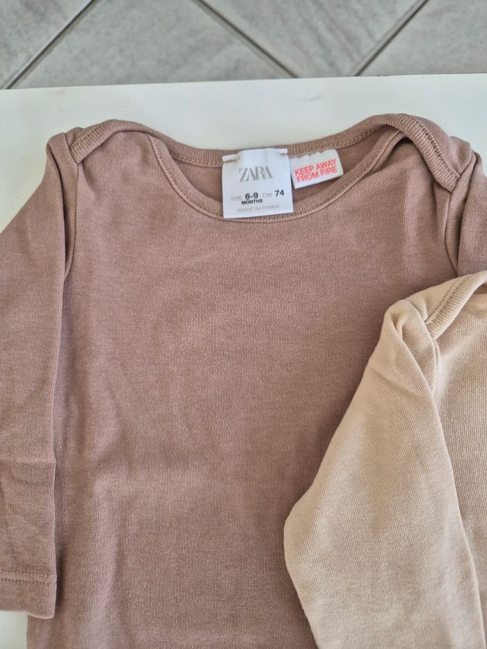 Lot bodys Zara - photo numéro 2