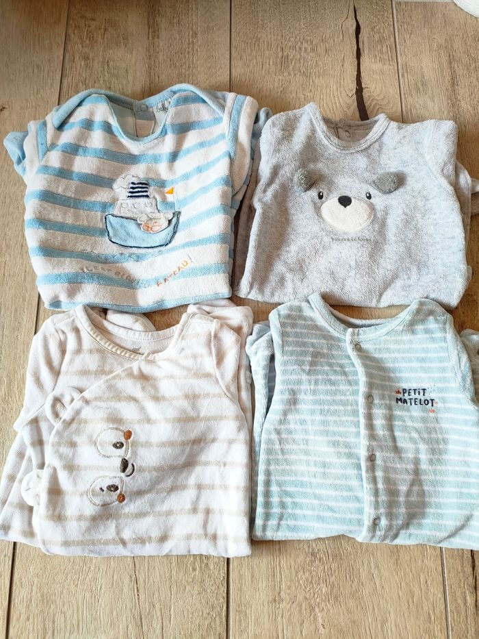 Lot 4 pyjamas 1 mois