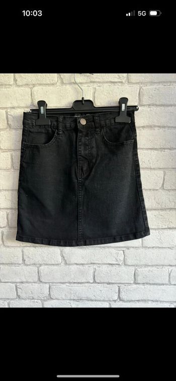 Jupe Pretty Little Thing taille 34