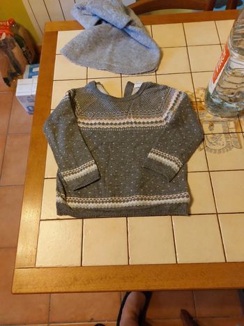 Pull H&M 24mois
