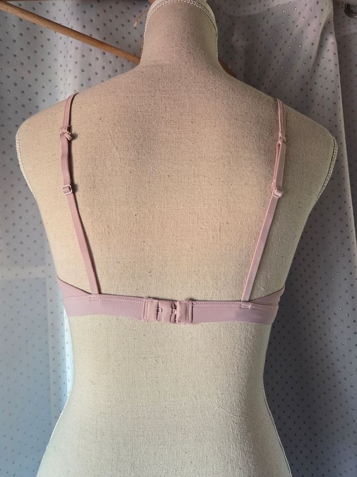 Soutien gorge  dentelle rose, taille M, Neuf sans étiquette - photo numéro 3