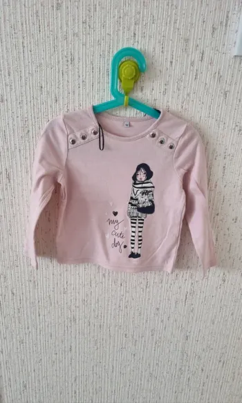 Tee shirt manche longue taille 4 ans