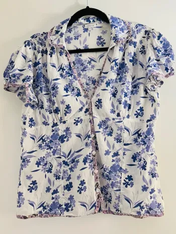 Chemise fleurie