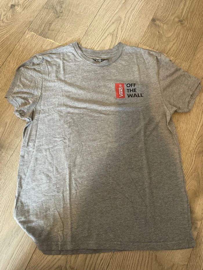Tee shirt vans