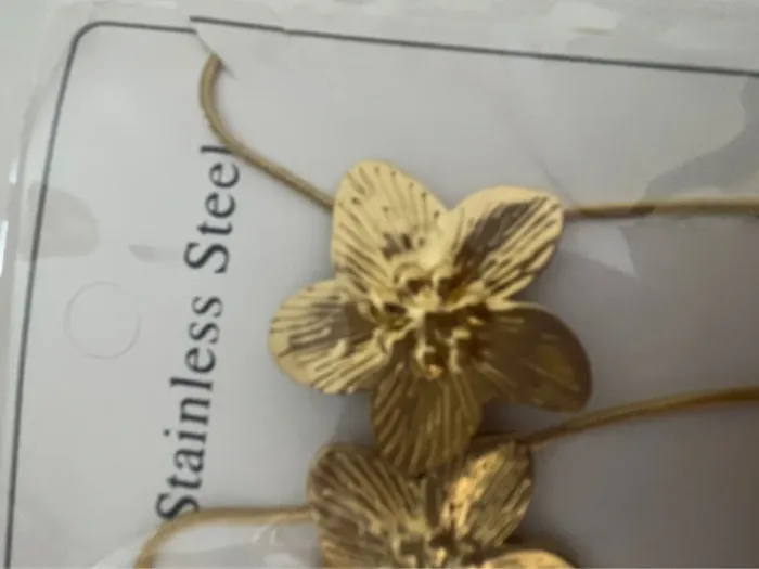 Collier et boucles d’oreilles, fleurs - photo numéro 3
