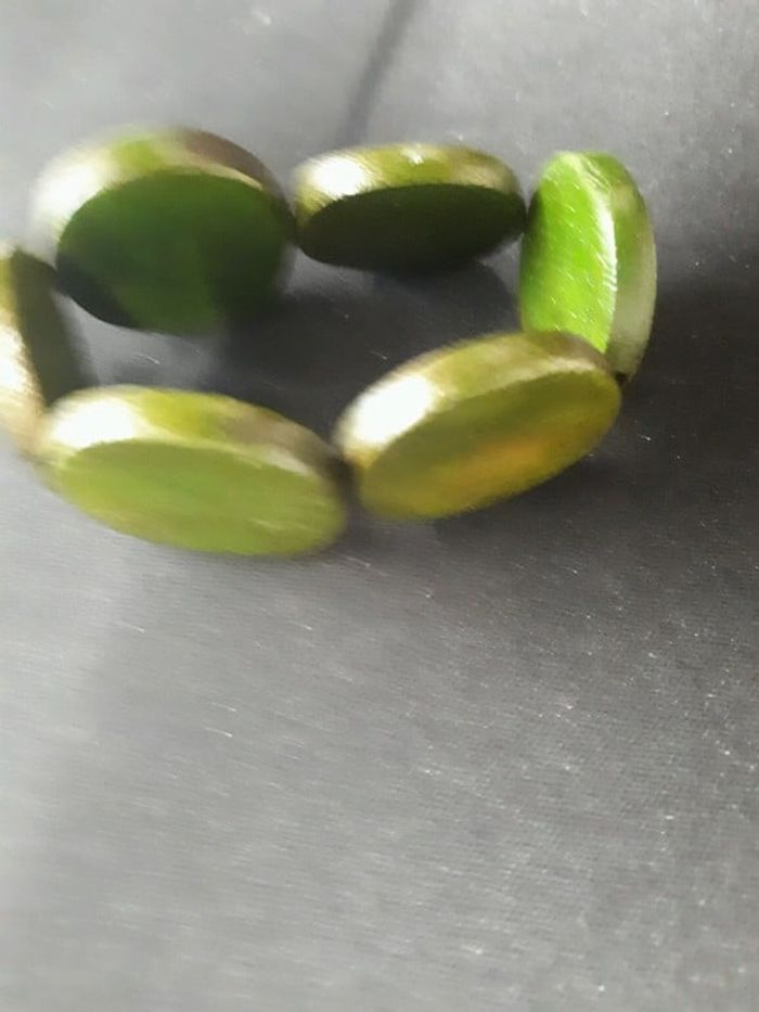 Bracelet en bois vert - photo numéro 3