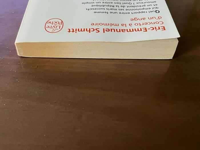 Concerto à la mémoire d’un ange Schmitt Le Livre de Poche - photo numéro 7