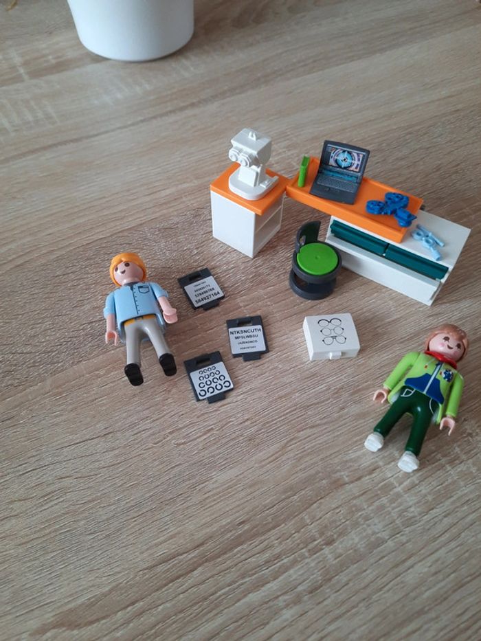 Ophtalmologue playmobil 70197 - photo numéro 2