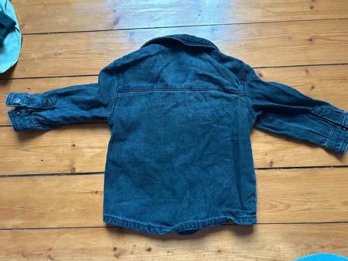 Chemise jean noire 2 ans - photo numéro 3