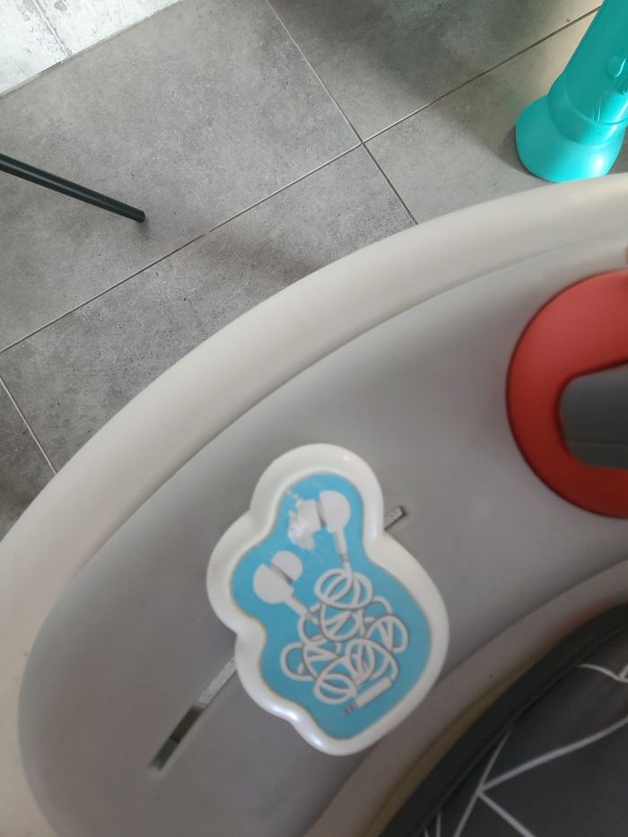 Table d'activités fisher price - photo numéro 8