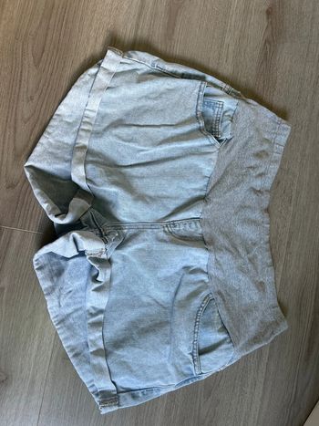 Short de grossesse taille 44