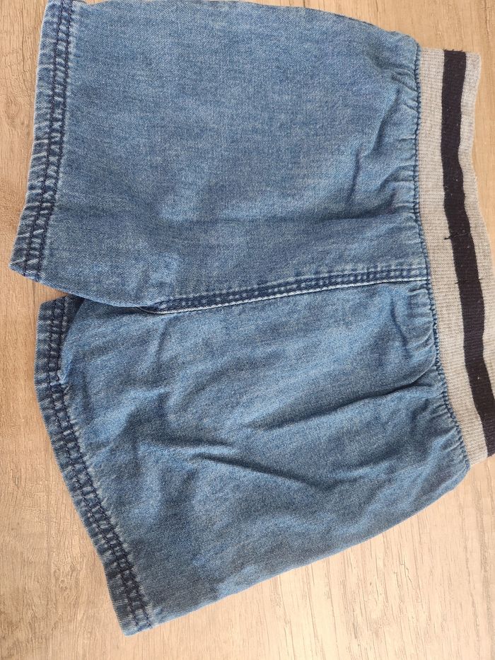 Short neuf - photo numéro 3