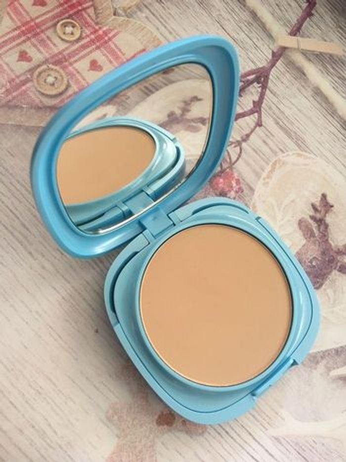Fond de teint poudre Kiko neuf