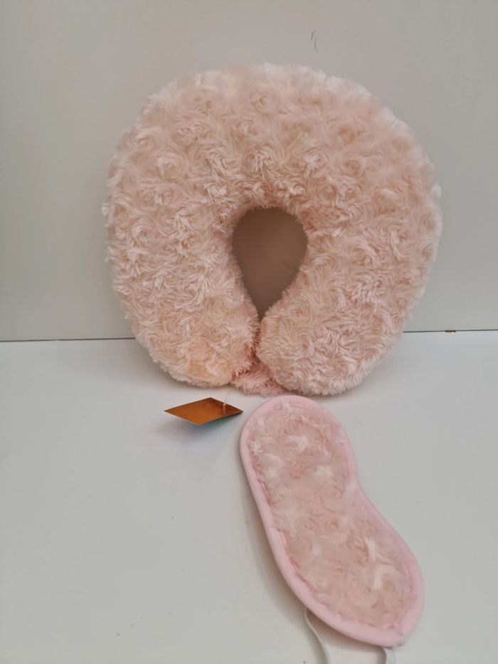 Coussin Voyage Cale Nuque Mémoire Forme + Masque Sommeil - photo numéro 6