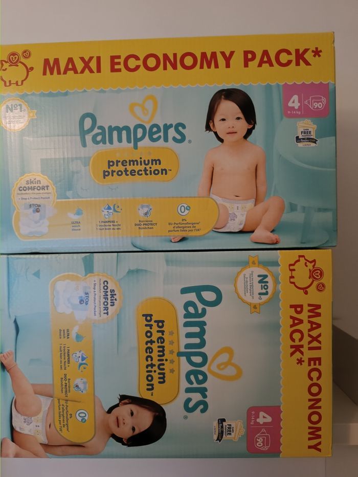 2 carton Pampers taille 4 - photo numéro 1