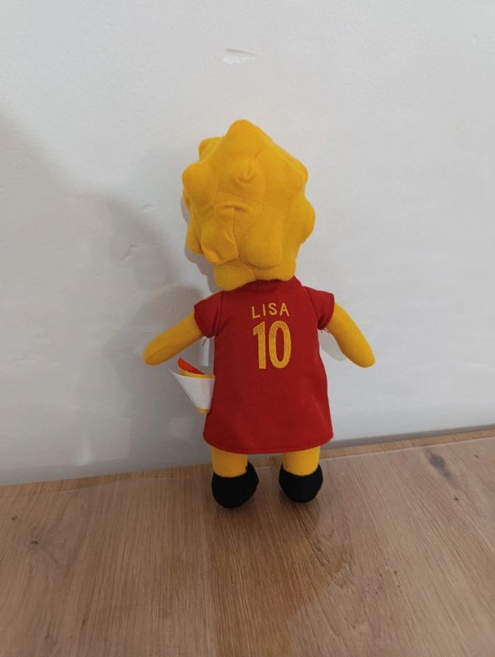 Peluche Lisa Simpson Espagne 2010 - photo numéro 2