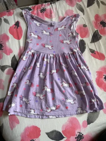 Robe licorne lilas