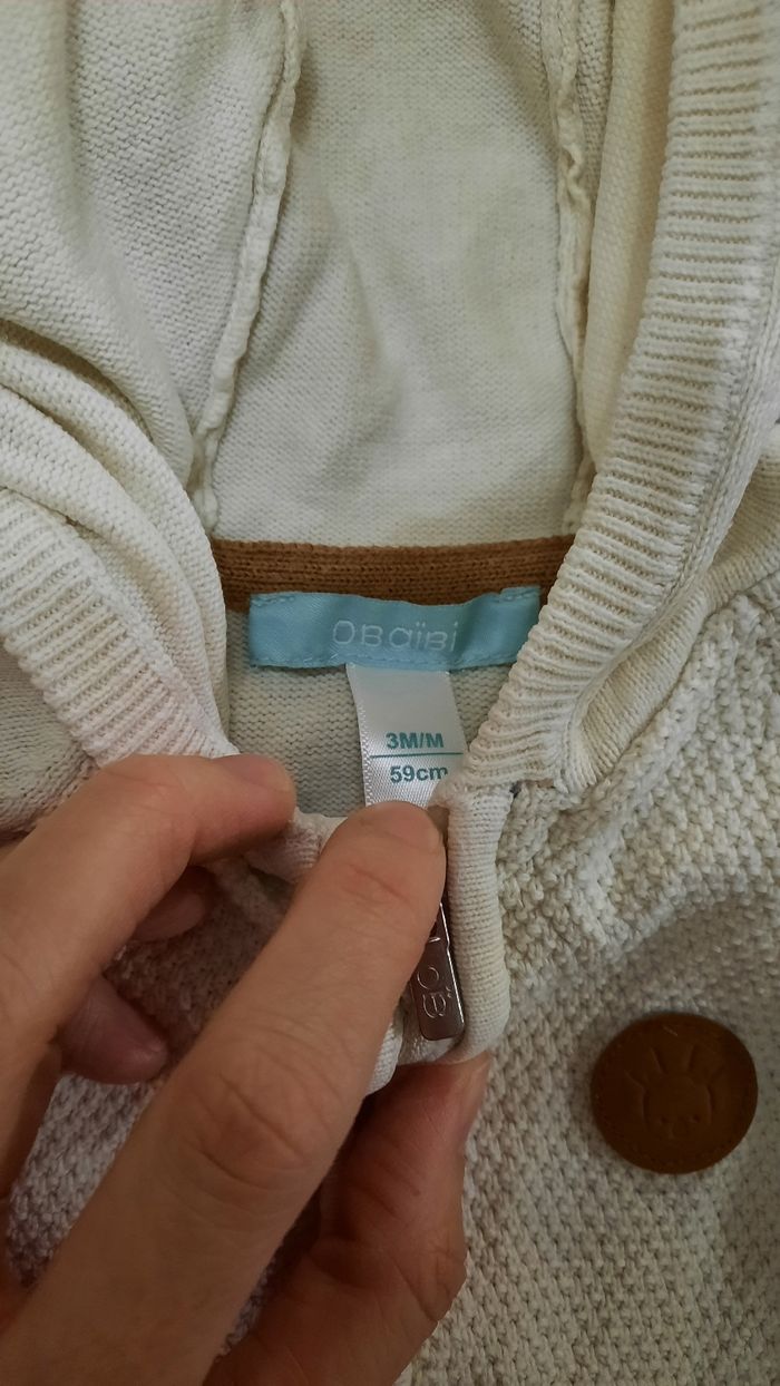 Jolie gilet 3 mois - photo numéro 2