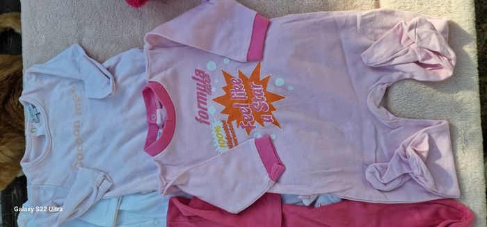 Lot de 4 pyjamas leger taille 6mois - photo numéro 3