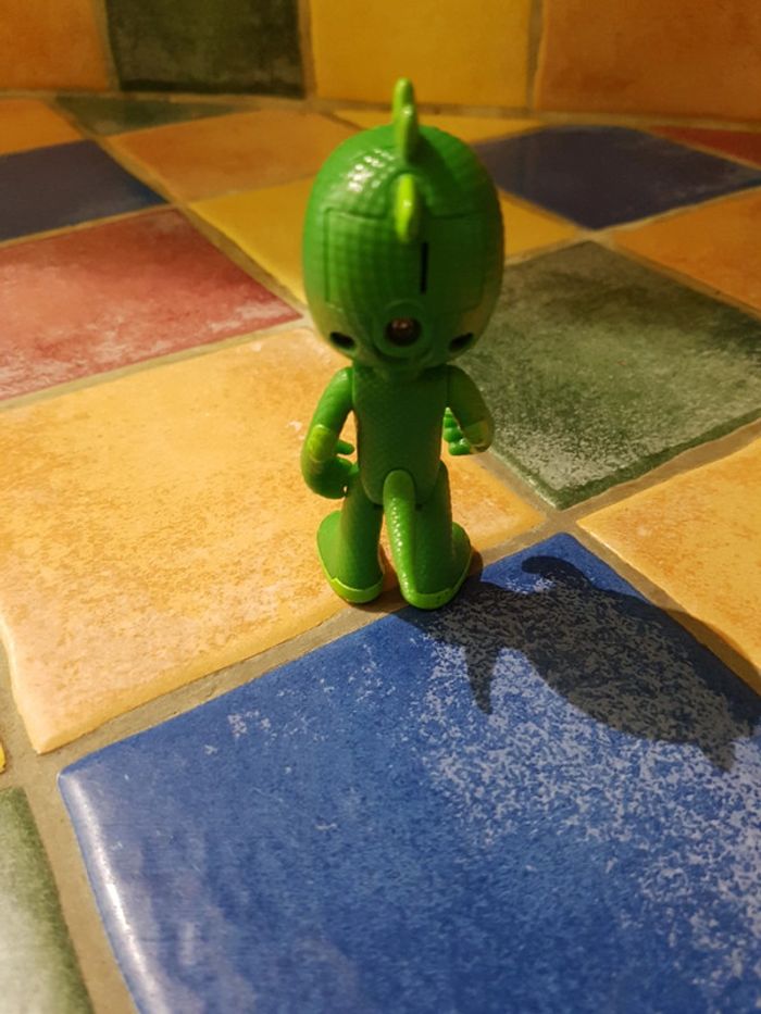 Figurine Pyjamasque Gluglu - photo numéro 2