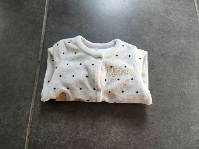 Pyjama velours Minnie taille 1 mois - photo numéro 4