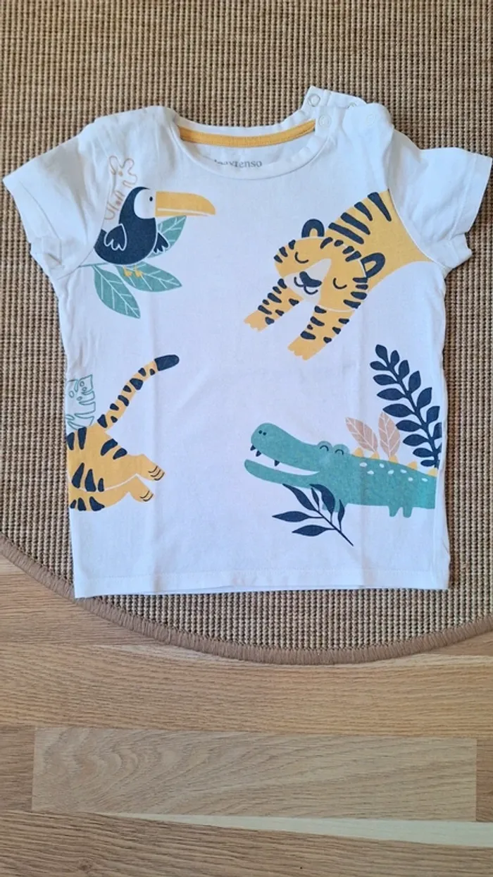 Lot de tee-shirts garçon en 3 ans - photo numéro 2
