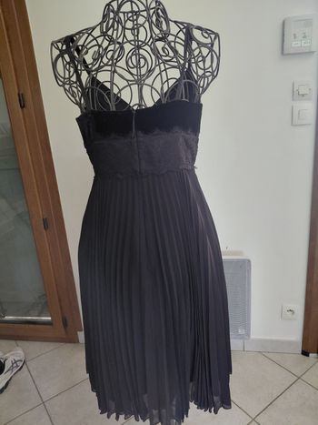 Robe de cérémonie, velours avec surpiqures