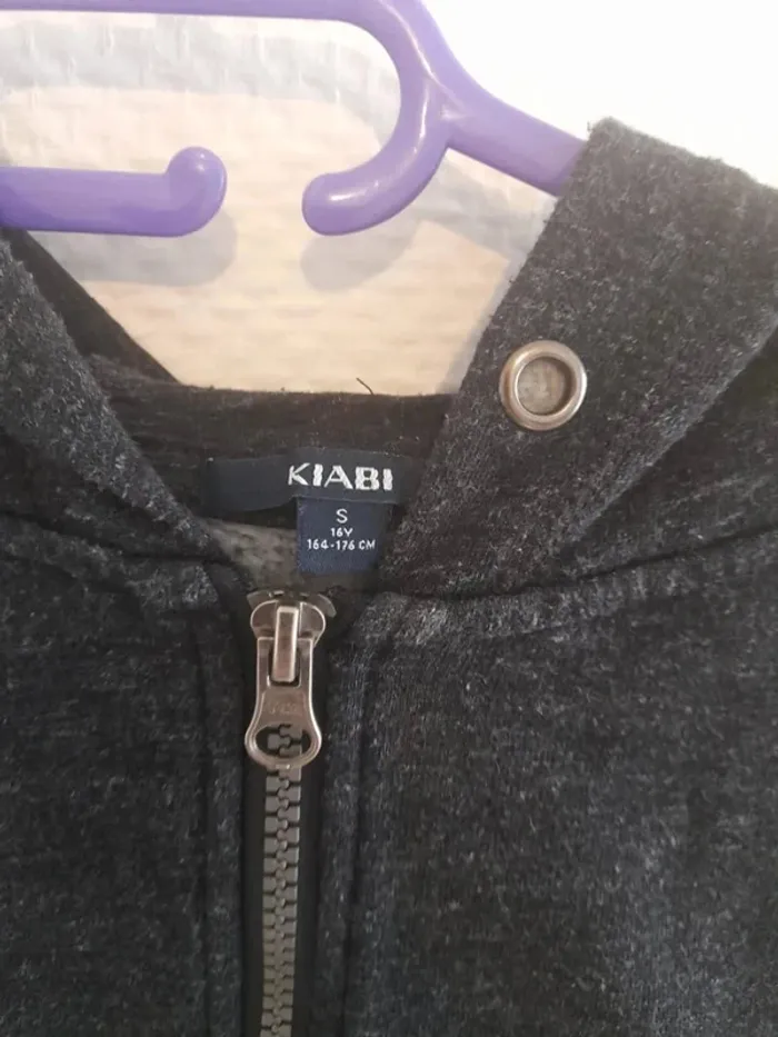 Lot jean skinny taille 34 gilet zippée capuche taille S pull capuche taille S ado - photo numéro 10