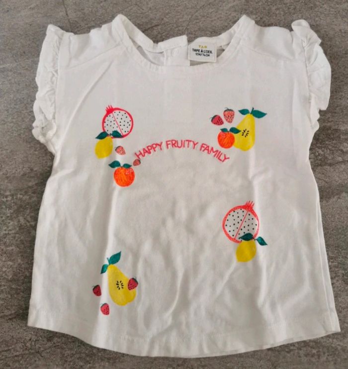 T-shirt bébé fille 12 mois comme NEUF