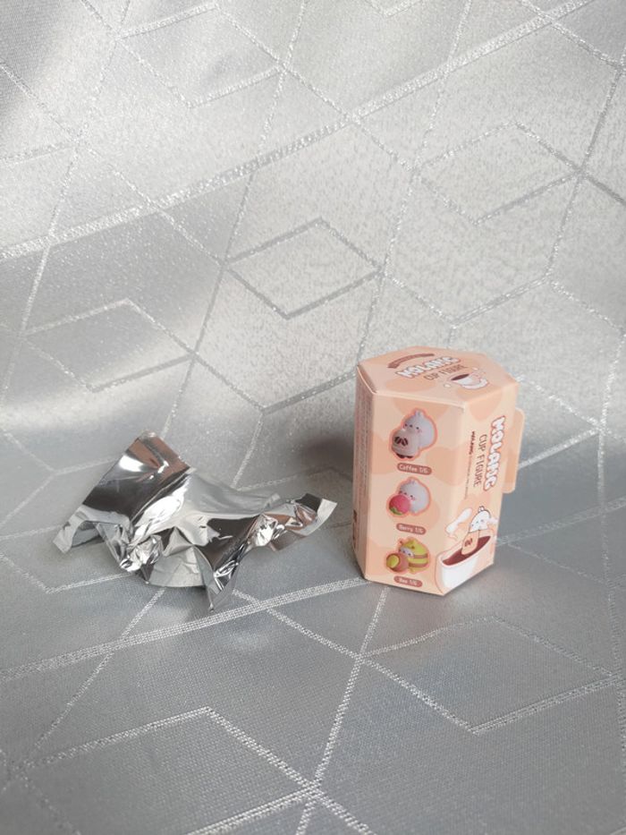 Blind Box Molang Édition Cup Figure - Corée du Sud - photo numéro 3