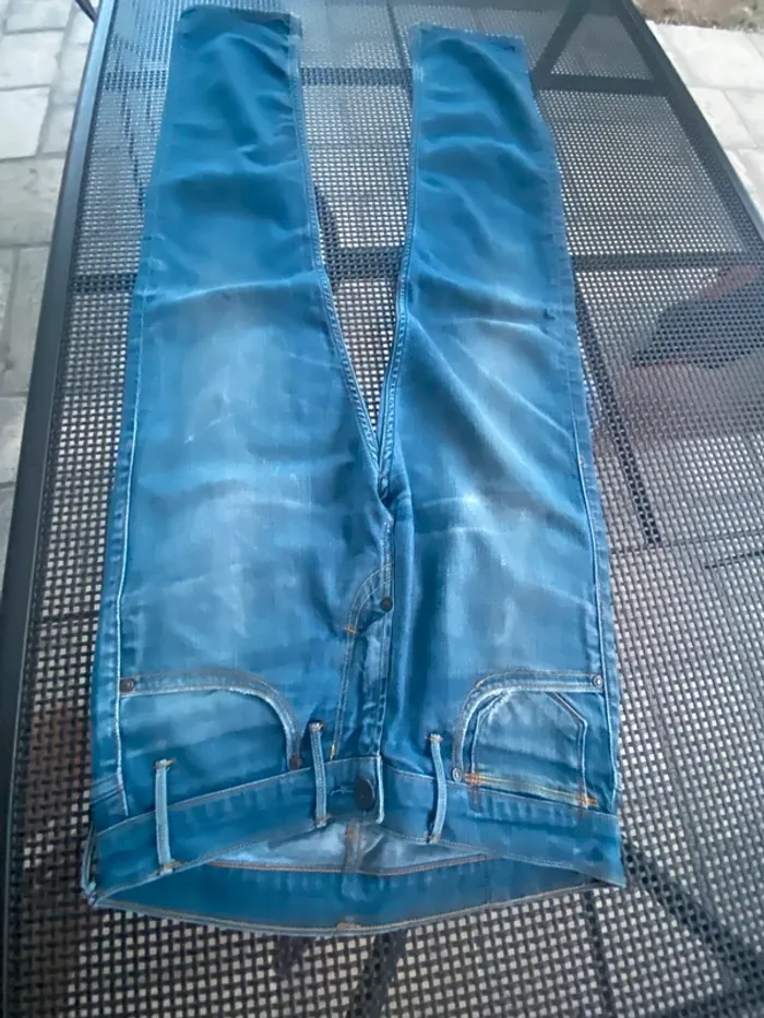 Jean bleu Levi’s w29L32