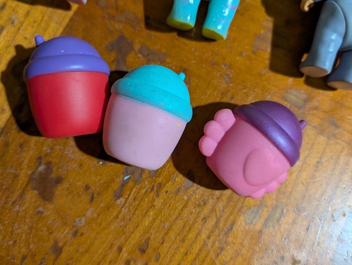 Lot de figurines cry babies - photo numéro 10