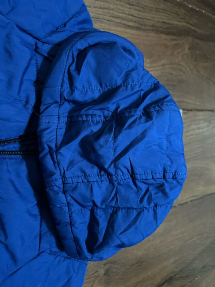 doudoune à capuche bleu électrique kiabi 3 ans - photo numéro 8