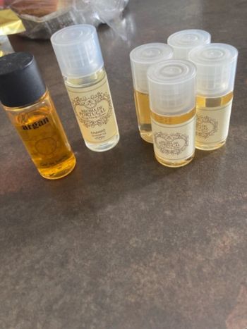 Gel douche et shampoing 6 flacons