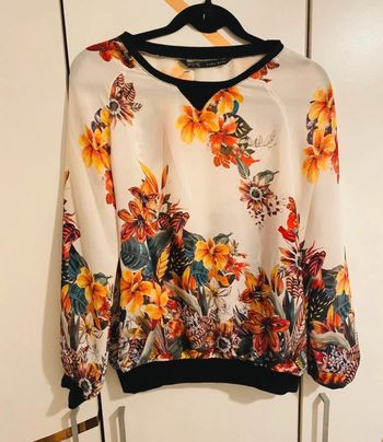 Blouse Zara taille S comme neuf