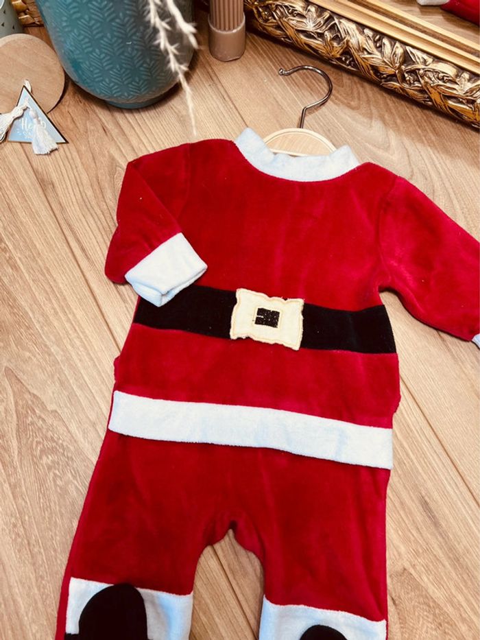 Taille 3 mois pyjama de Noël velours garçon bébé rêve rouge 💙 - photo numéro 2