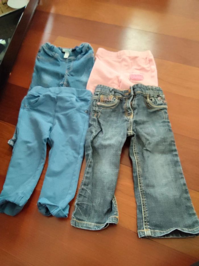 Lot 4 pantalons 18mois