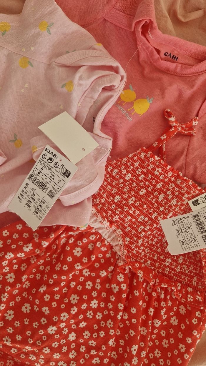 Lot barboteuses et robe - photo numéro 2