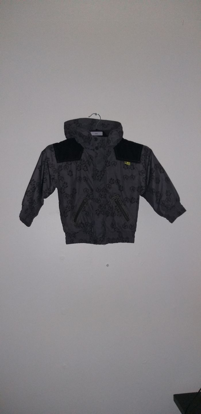 Manteau / blouson à capuche