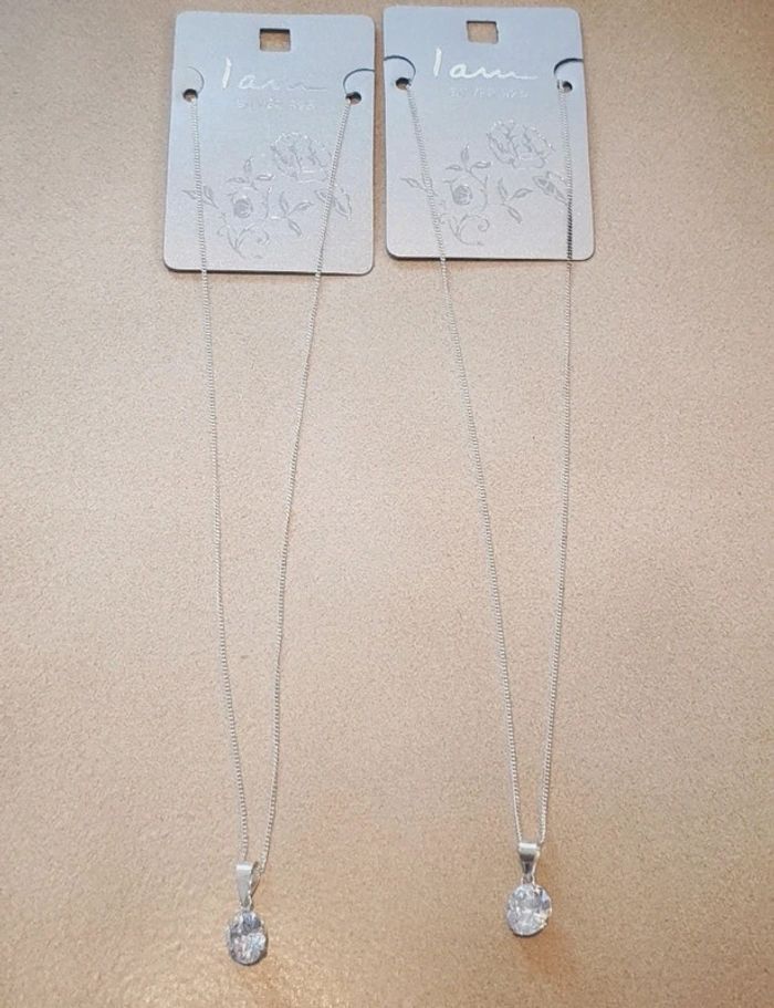 Lot de 2 colliers identiques neuf - photo numéro 2