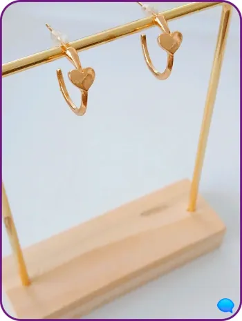 Boucles d’oreilles créoles coeur dorées – tendance, chic et féminines