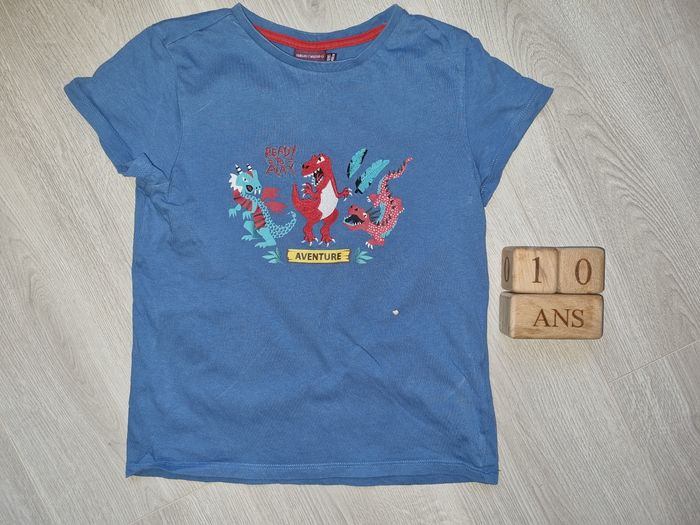 Tee shirt dinosaure 10 ans - photo numéro 3