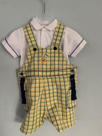 Ensemble salopette+tee-shirt