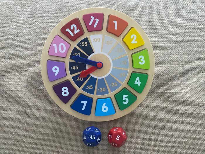 Jeu de l'horloge en bois Educabul Oxybul - photo numéro 3